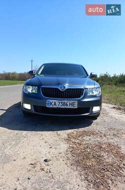 Лифтбек Skoda Superb 2008 в 