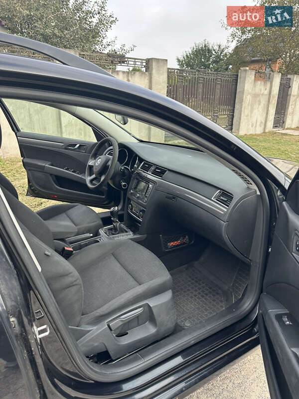 Универсал Skoda Superb 2014 в Львове