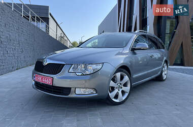 Універсал Skoda Superb 2012 в Луцьку