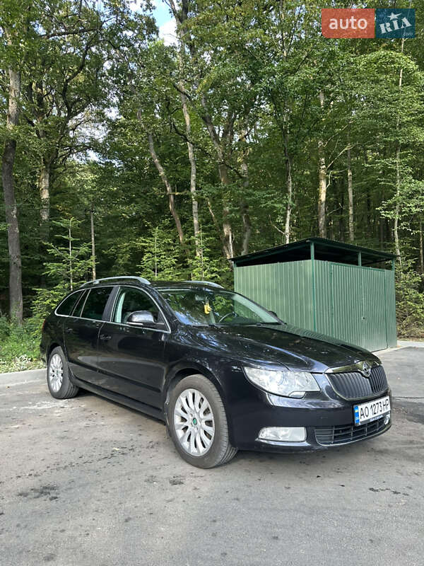 Skoda Superb 2012