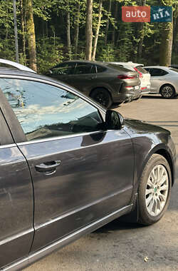 Універсал Skoda Superb 2012 в Ужгороді