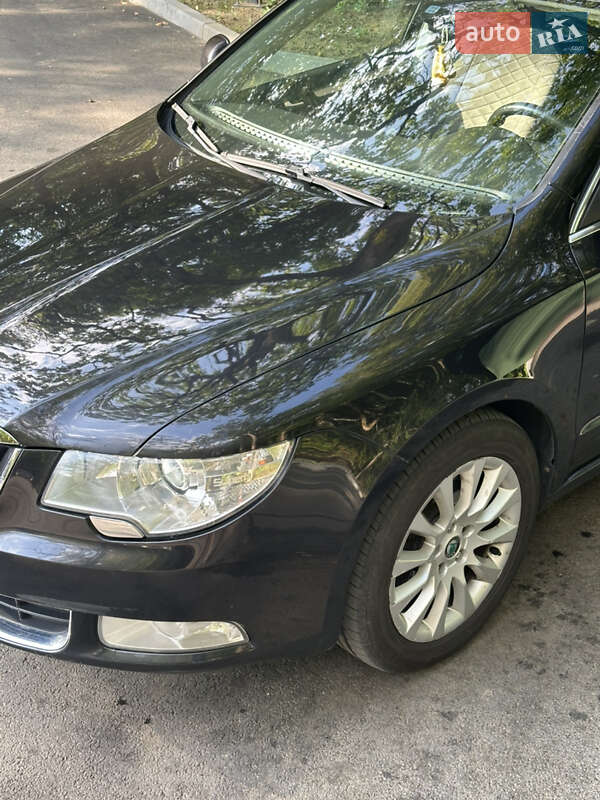 Універсал Skoda Superb 2012 в Ужгороді фото 13 Універсал Skoda Superb 2012 в Ужгороді