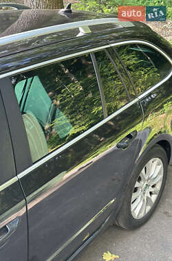 Універсал Skoda Superb 2012 в Ужгороді