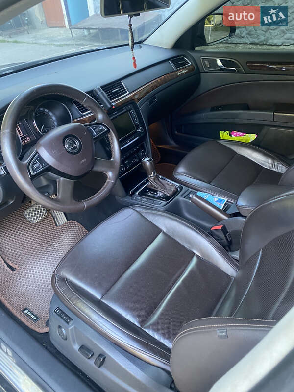 Лифтбек Skoda Superb 2014 в Хмельницком