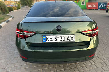 Лифтбек Skoda Superb 2018 в 