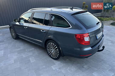 Универсал Skoda Superb 2015 в 