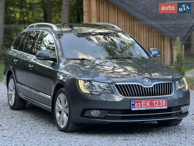 Универсал Skoda Superb 2013 в Радивилове