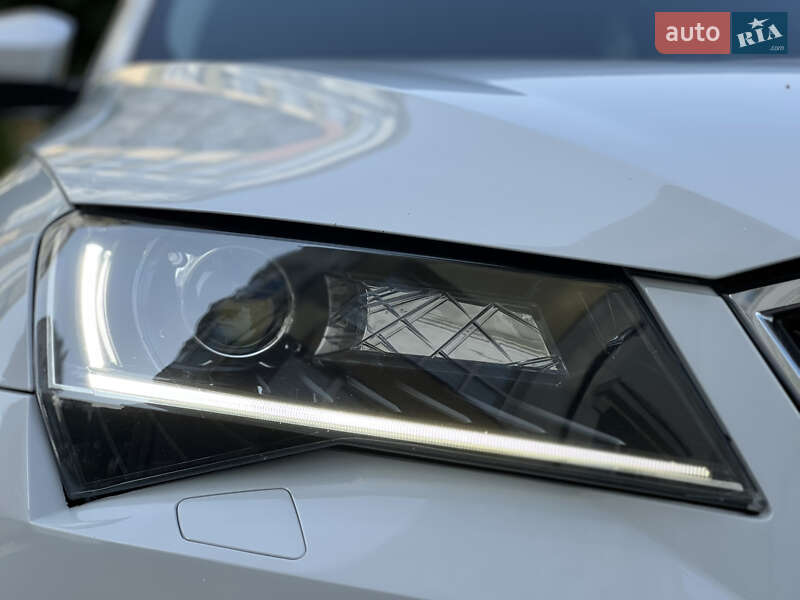 Универсал Skoda Superb 2018 в Ивано-Франковске