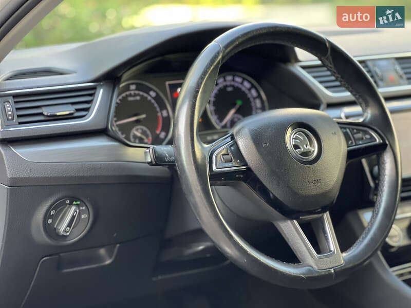 Универсал Skoda Superb 2018 в Ивано-Франковске