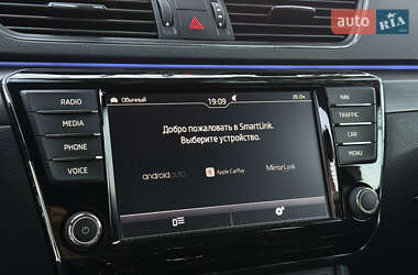 Лифтбек Skoda Superb 2015 в 