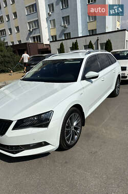 Універсал Skoda Superb 2017 в 