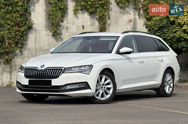 Универсал Skoda Superb 2021 в Ровно