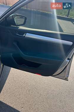 Лифтбек Skoda Superb 2018 в 