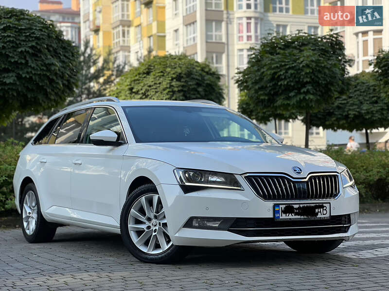 Универсал Skoda Superb 2018 в Ивано-Франковске