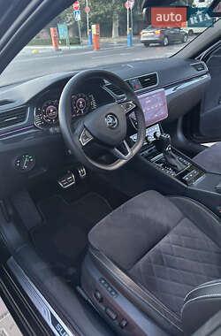 Универсал Skoda Superb 2018 в 