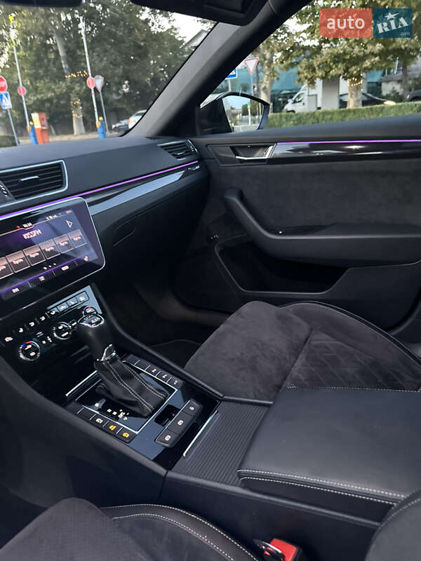 Универсал Skoda Superb 2018 в Киеве