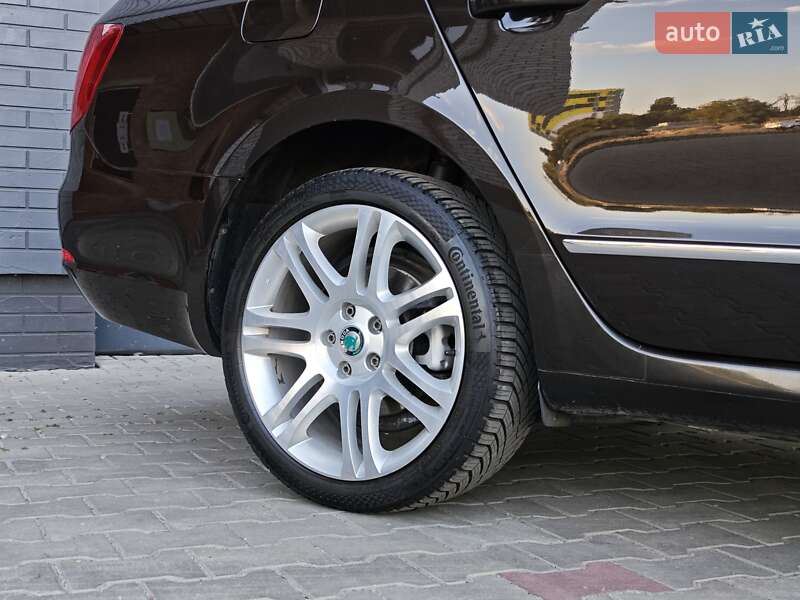 Універсал Skoda Superb 2012 в Луцьку фото 18 Універсал Skoda Superb 2012 в Луцьку