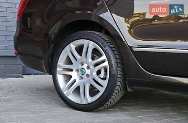 Универсал Skoda Superb 2012 в 