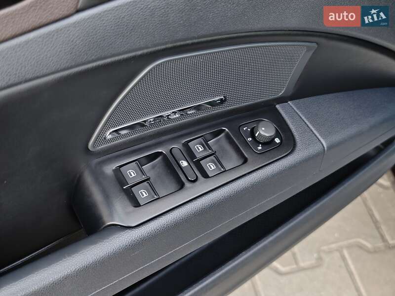 Універсал Skoda Superb 2012 в Луцьку фото 23 Універсал Skoda Superb 2012 в Луцьку