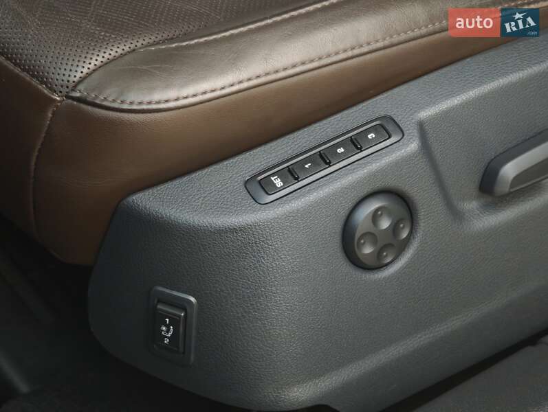 Універсал Skoda Superb 2012 в Луцьку фото 31 Універсал Skoda Superb 2012 в Луцьку