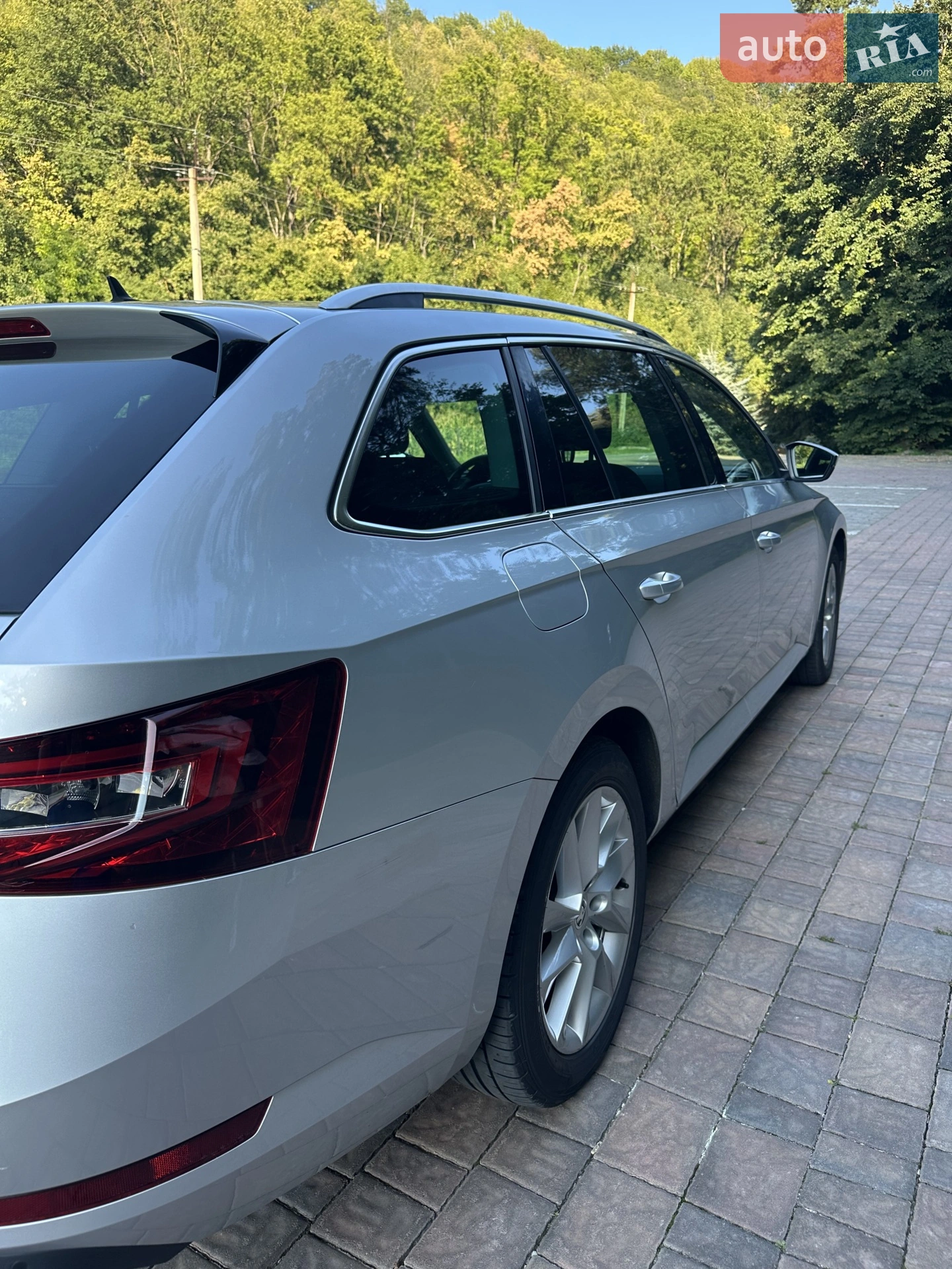 2016 Skoda Superb - мініатюра 4