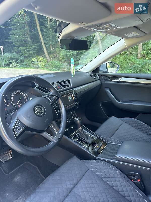 Універсал Skoda Superb 2016 в Заліщиках