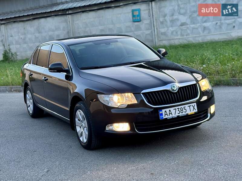 Лифтбек Skoda Superb 2012 в Киеве фото 4 Лифтбек Skoda Superb 2012 в Киеве