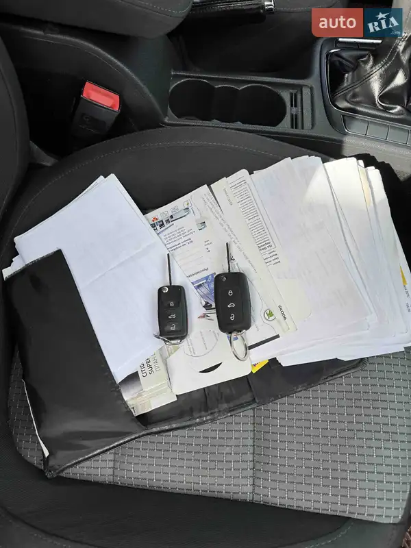 Лифтбек Skoda Superb 2012 в Киеве документ 2 фото Лифтбек Skoda Superb 2012 в Киеве документ