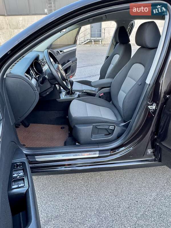 Лифтбек Skoda Superb 2012 в Киеве фото 37 Лифтбек Skoda Superb 2012 в Киеве