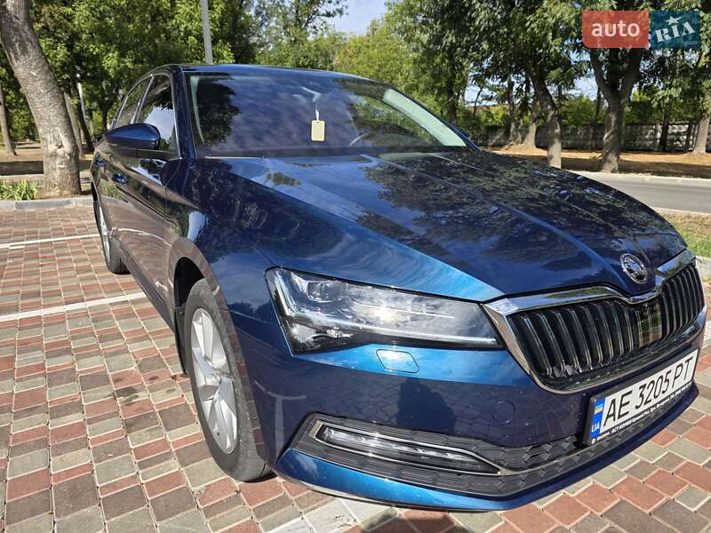Лифтбек Skoda Superb 2021 в Кропивницком