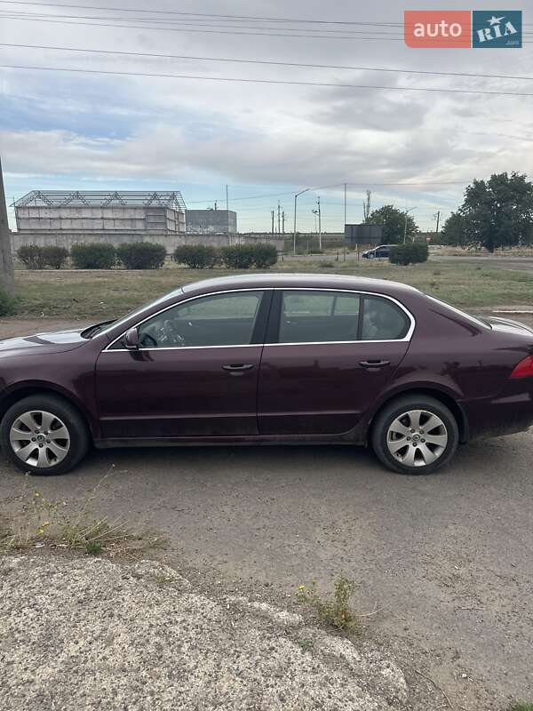 Лифтбек Skoda Superb 2011 в Южноукраинске фото 3 Лифтбек Skoda Superb 2011 в Южноукраинске