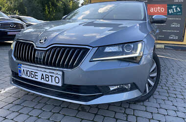 Лифтбек Skoda Superb 2017 в Львове