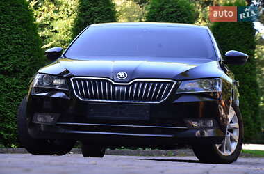 Лифтбек Skoda Superb 2017 в Дрогобыче