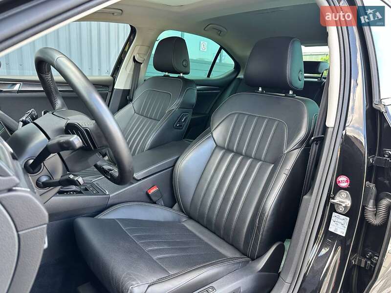 Лифтбек Skoda Superb 2022 в Луцке