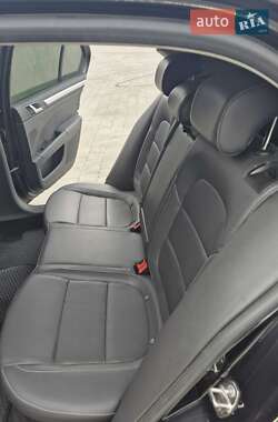 Лифтбек Skoda Superb 2012 в 