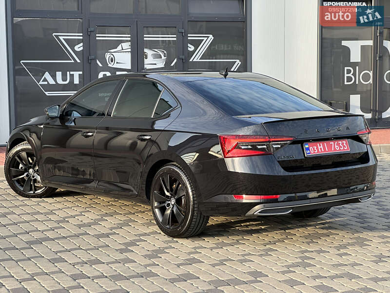 Лифтбек Skoda Superb 2021 в Мукачево