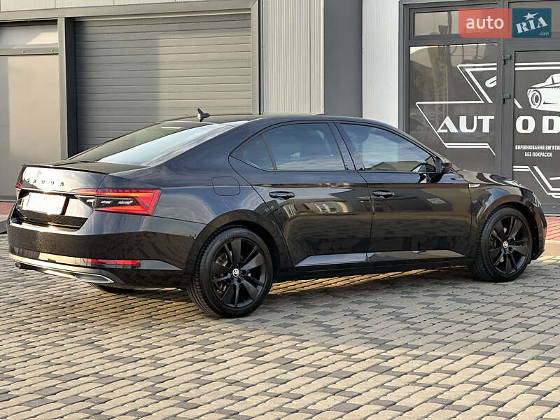 Лифтбек Skoda Superb 2021 в Мукачево
