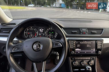 Лифтбек Skoda Superb 2015 в 