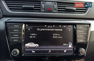 Лифтбек Skoda Superb 2015 в 