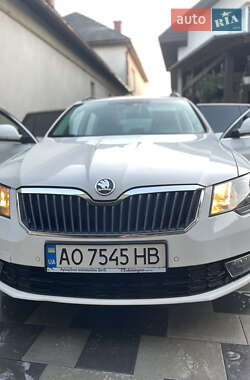 Универсал Skoda Superb 2014 в Мукачево