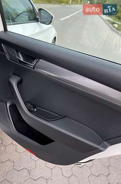 Универсал Skoda Superb 2016 в 
