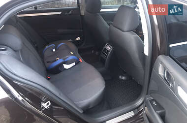 Лифтбек Skoda Superb 2012 в 