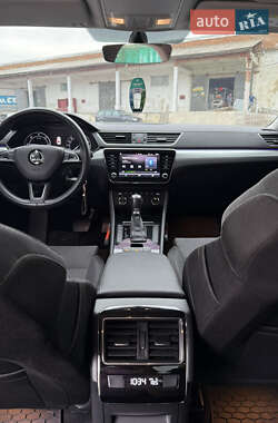 Лифтбек Skoda Superb 2018 в 