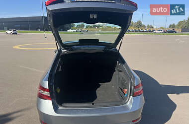 Лифтбек Skoda Superb 2016 в 