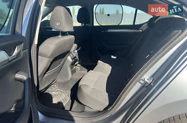Лифтбек Skoda Superb 2016 в 