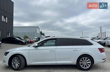 Универсал Skoda Superb 2018 в 