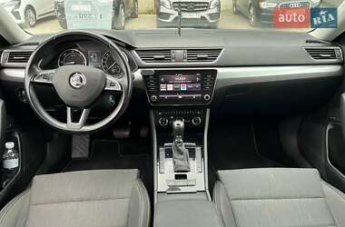 Универсал Skoda Superb 2018 в 