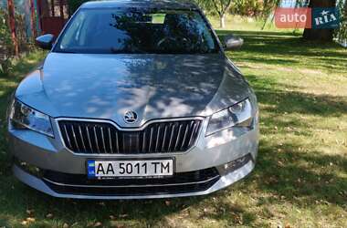 Лифтбек Skoda Superb 2018 в Киеве