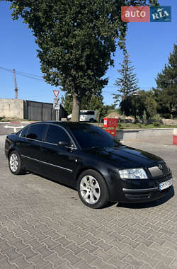 Лифтбек Skoda Superb 2006 в Ромнах