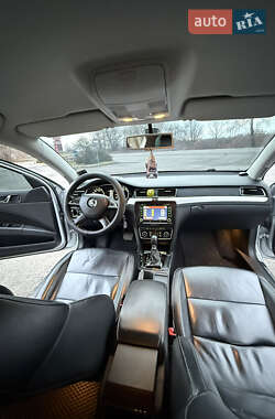 Лифтбек Skoda Superb 2014 в 